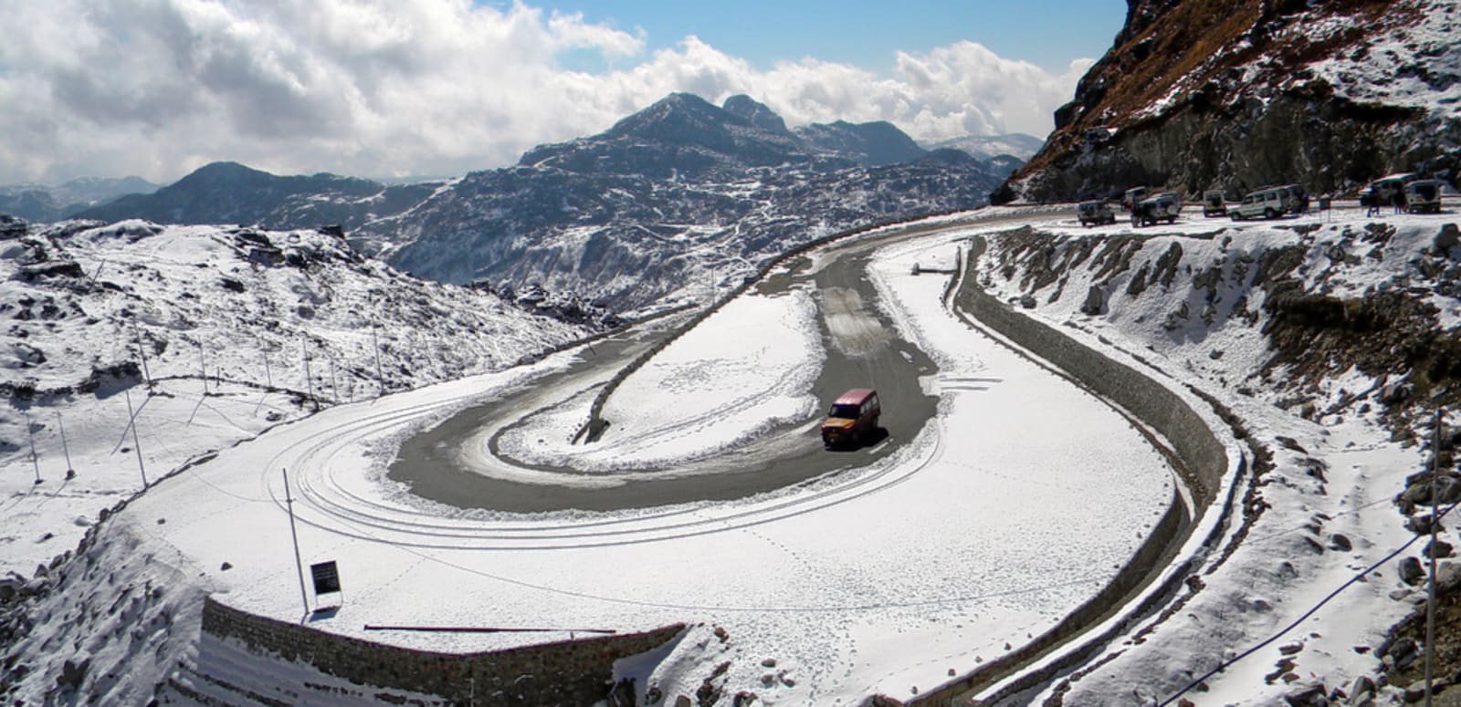 Day 02: Gangtok - Nathula Pass - Tsomgo Lake - Baba Mandir - Gangtok